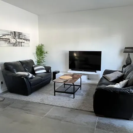 Salles, Maison A 30 Min D'arcachon 萨莱